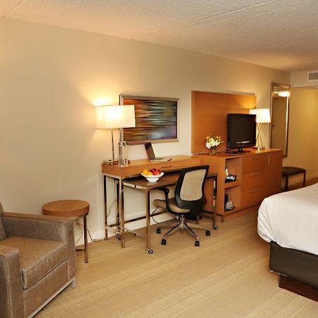 Envision Hotel & Conference Center Mansfield-Foxboro Екстериор снимка