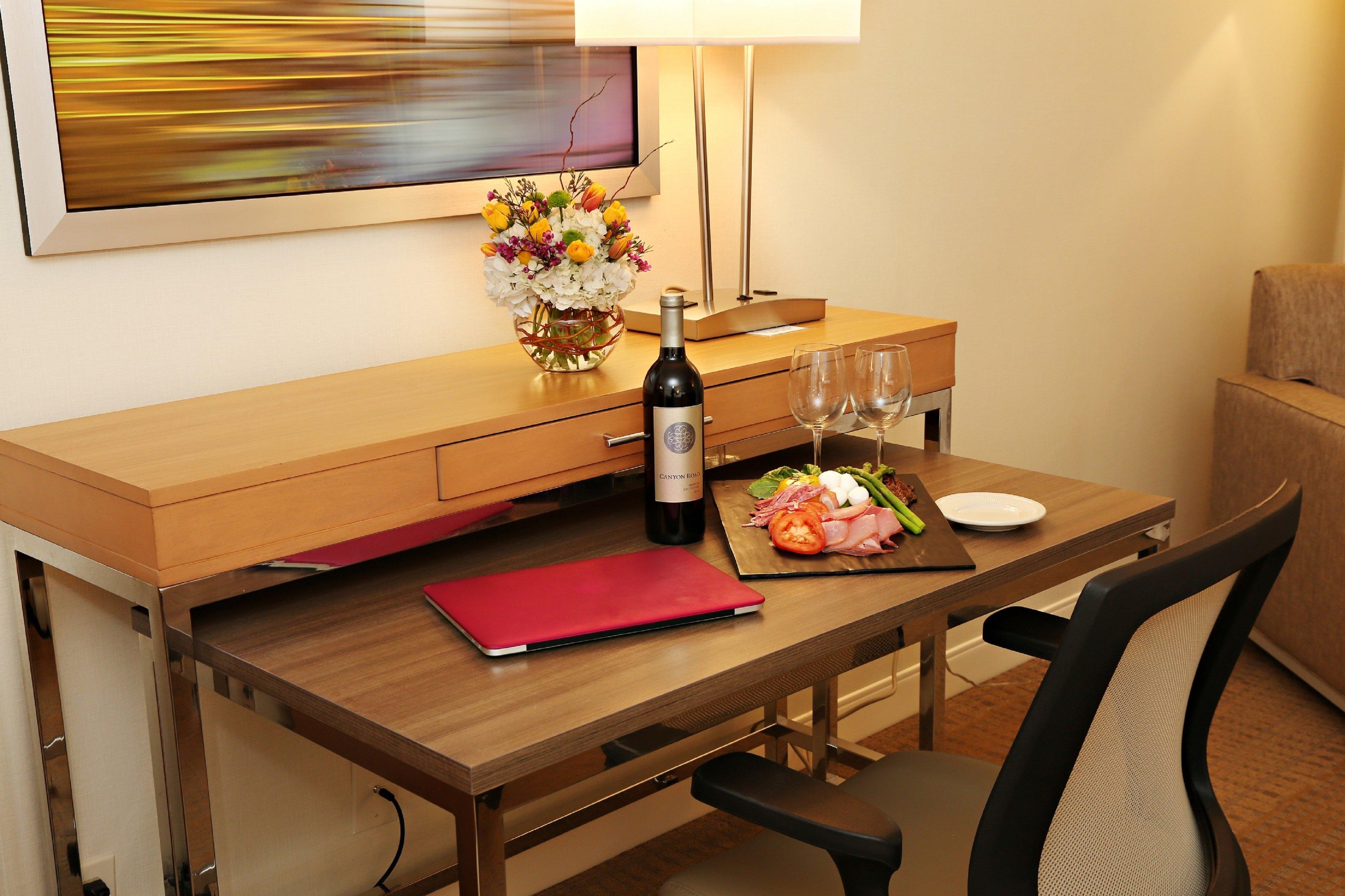 Envision Hotel & Conference Center Mansfield-Foxboro Екстериор снимка