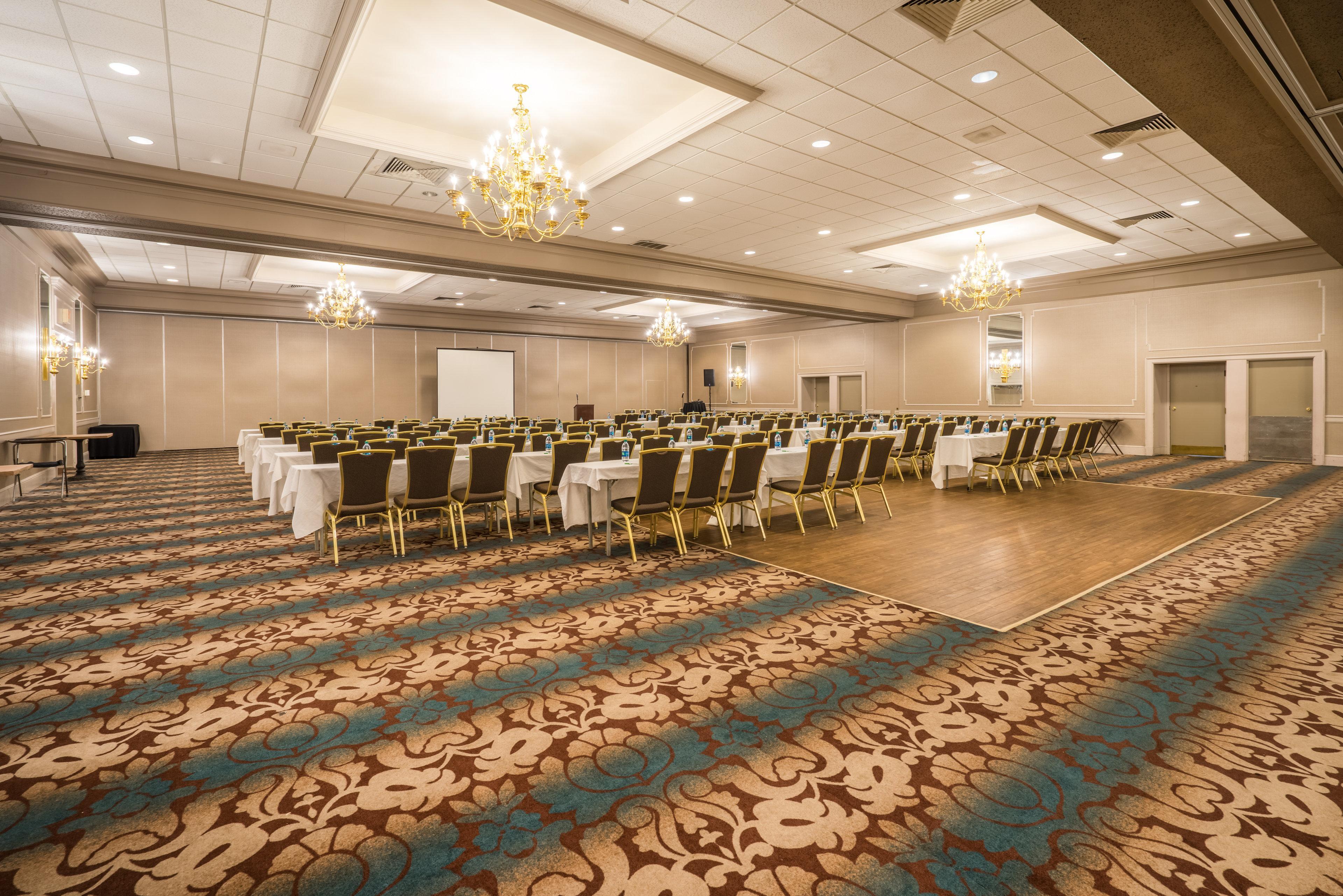 Envision Hotel & Conference Center Mansfield-Foxboro Екстериор снимка