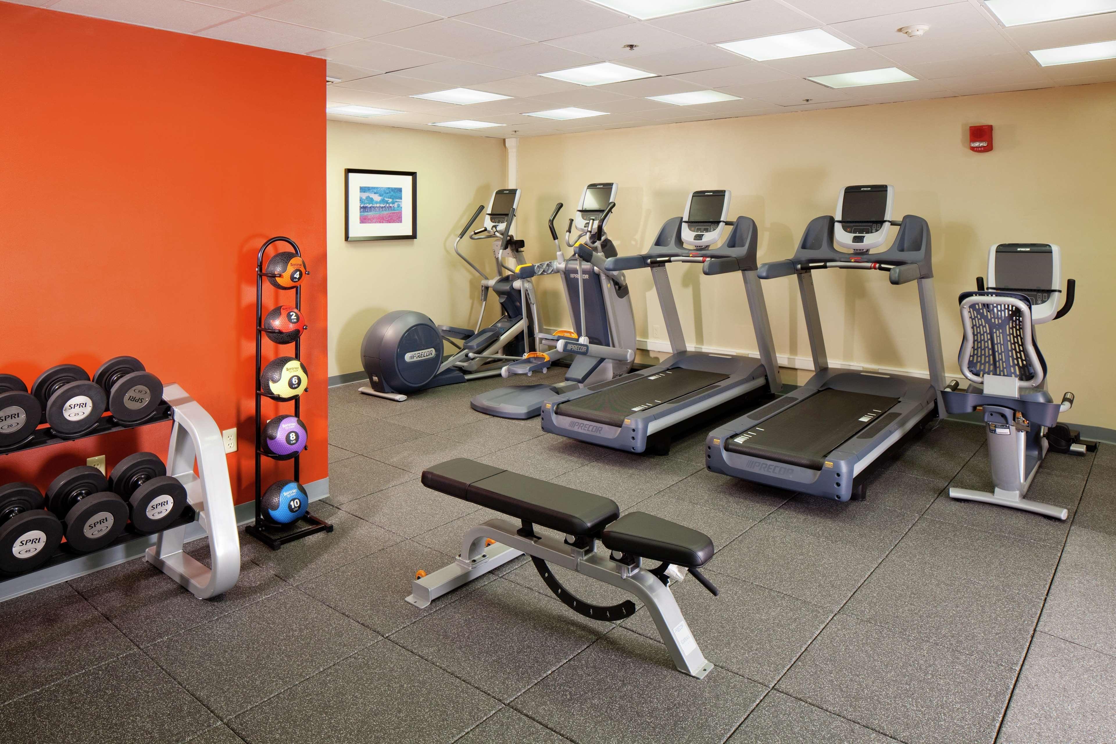 Envision Hotel & Conference Center Mansfield-Foxboro Екстериор снимка