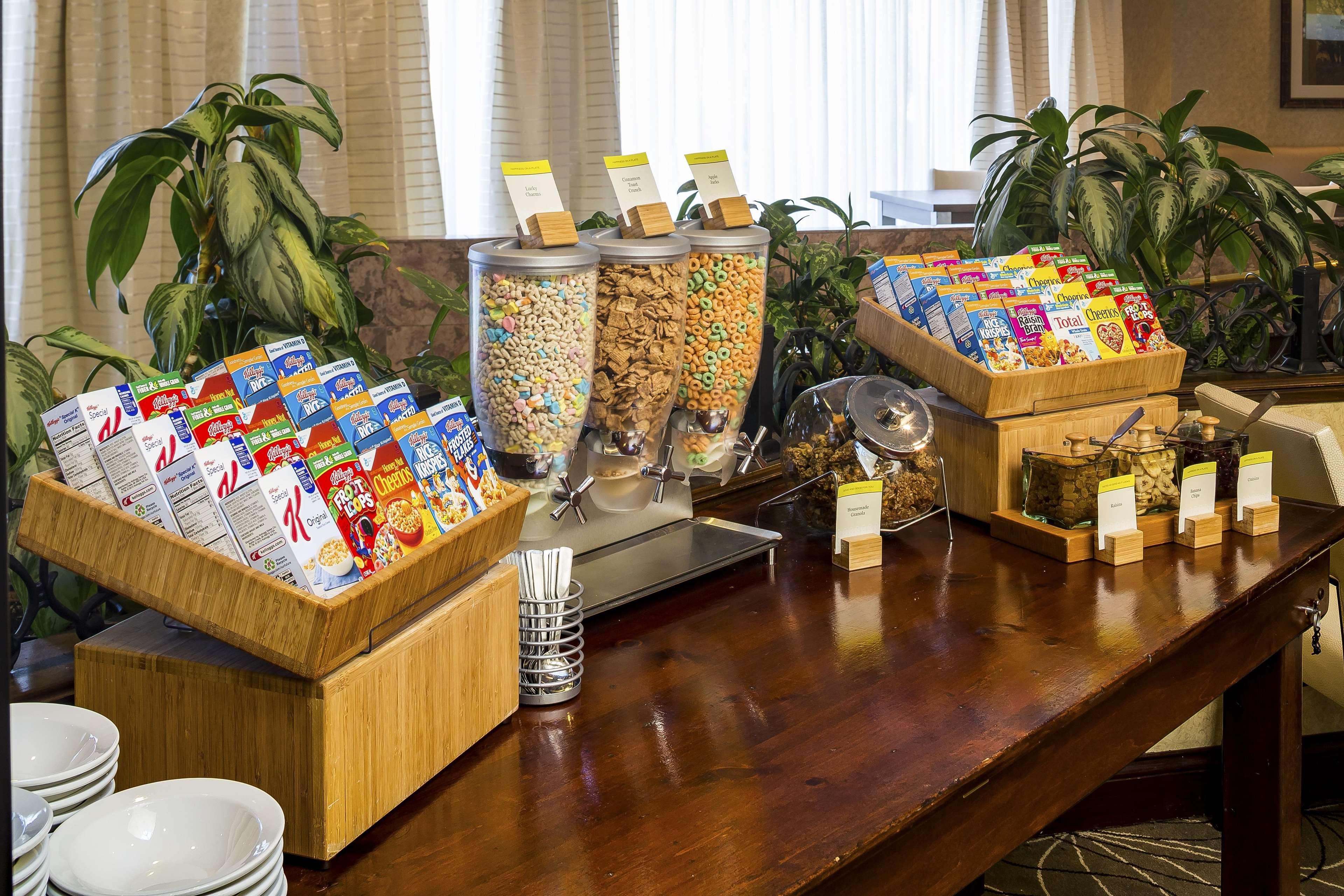 Envision Hotel & Conference Center Mansfield-Foxboro Екстериор снимка