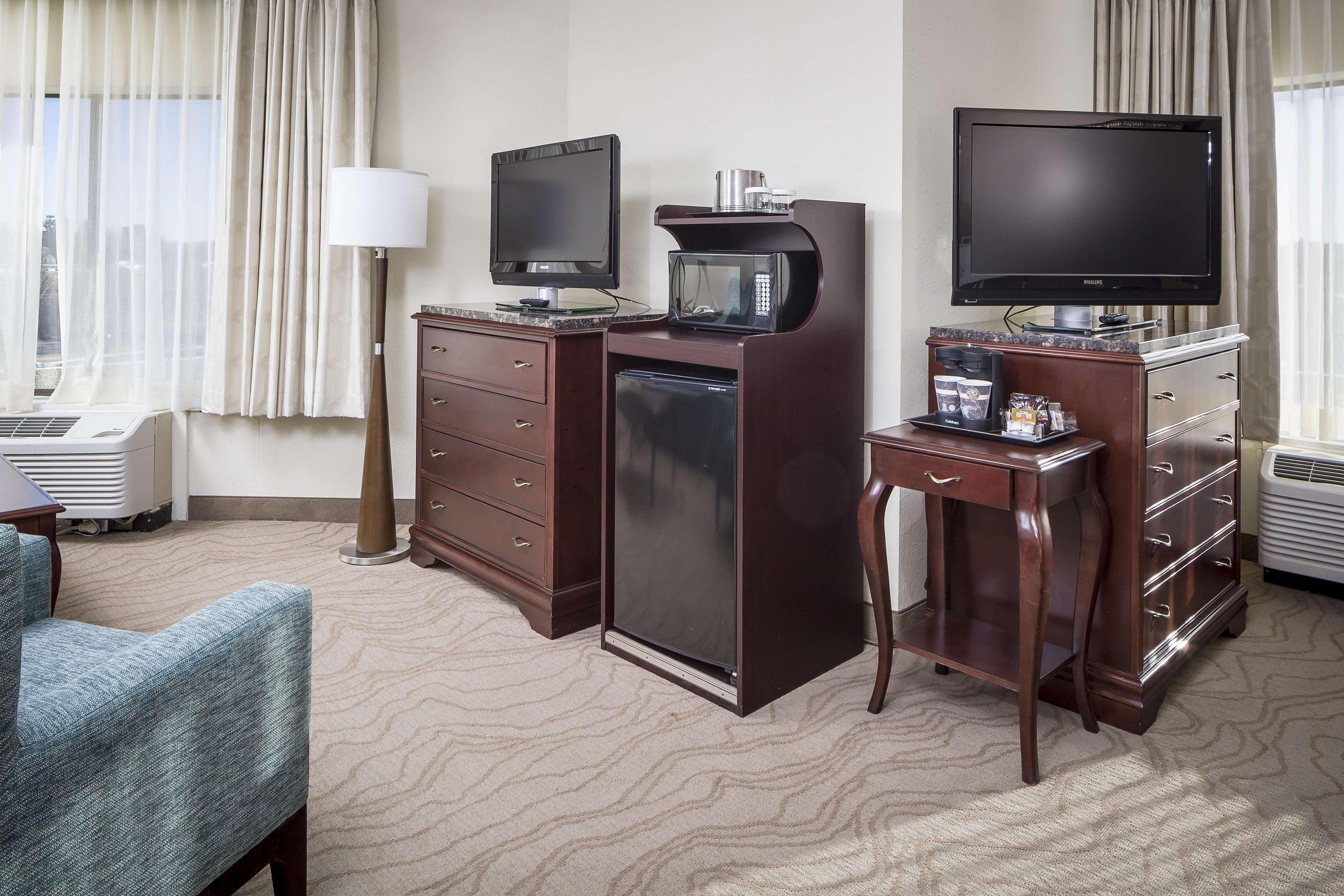 Envision Hotel & Conference Center Mansfield-Foxboro Екстериор снимка