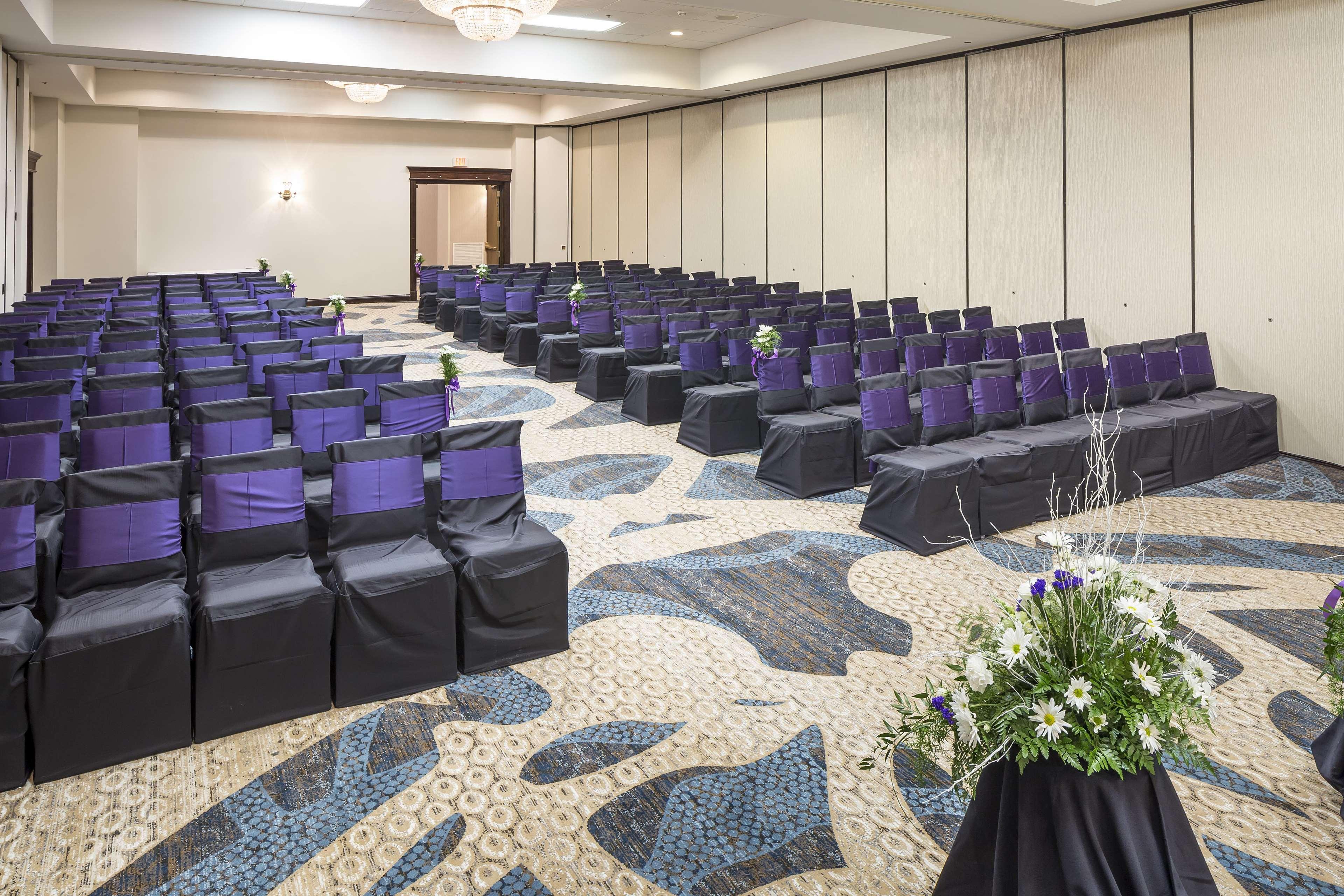 Envision Hotel & Conference Center Mansfield-Foxboro Екстериор снимка