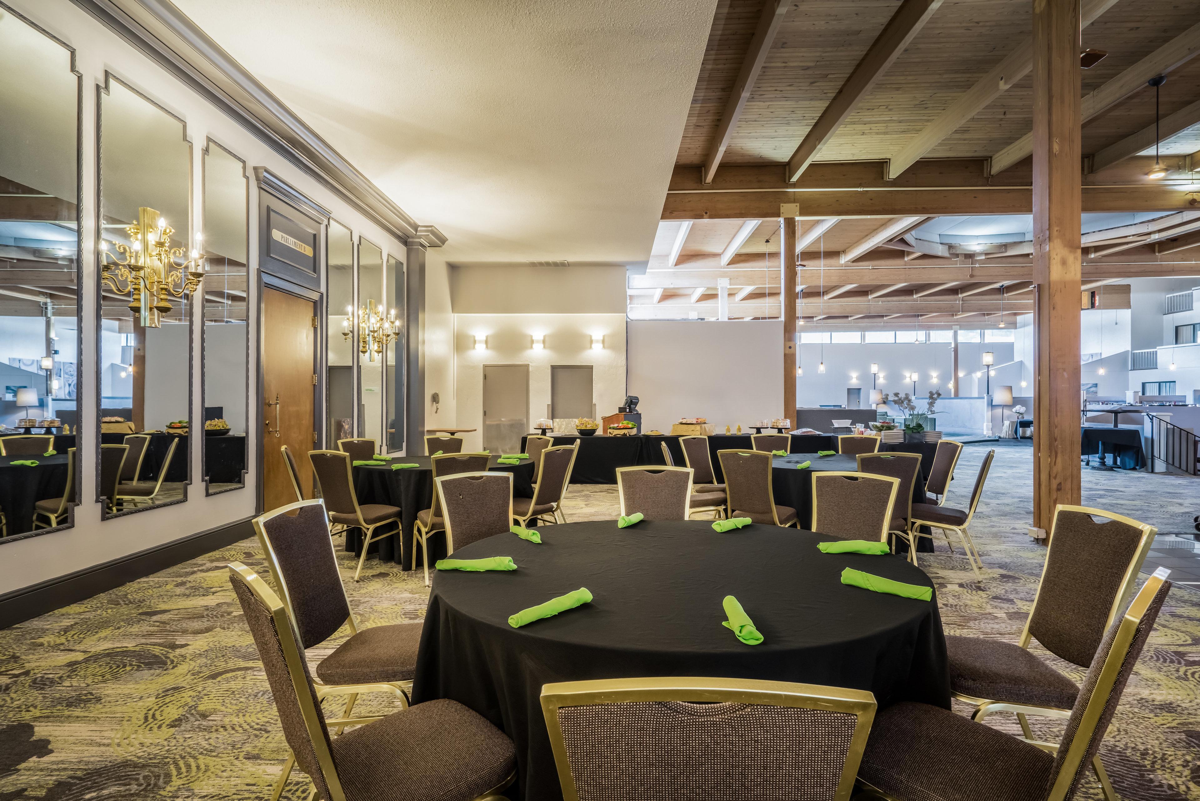 Envision Hotel & Conference Center Mansfield-Foxboro Екстериор снимка